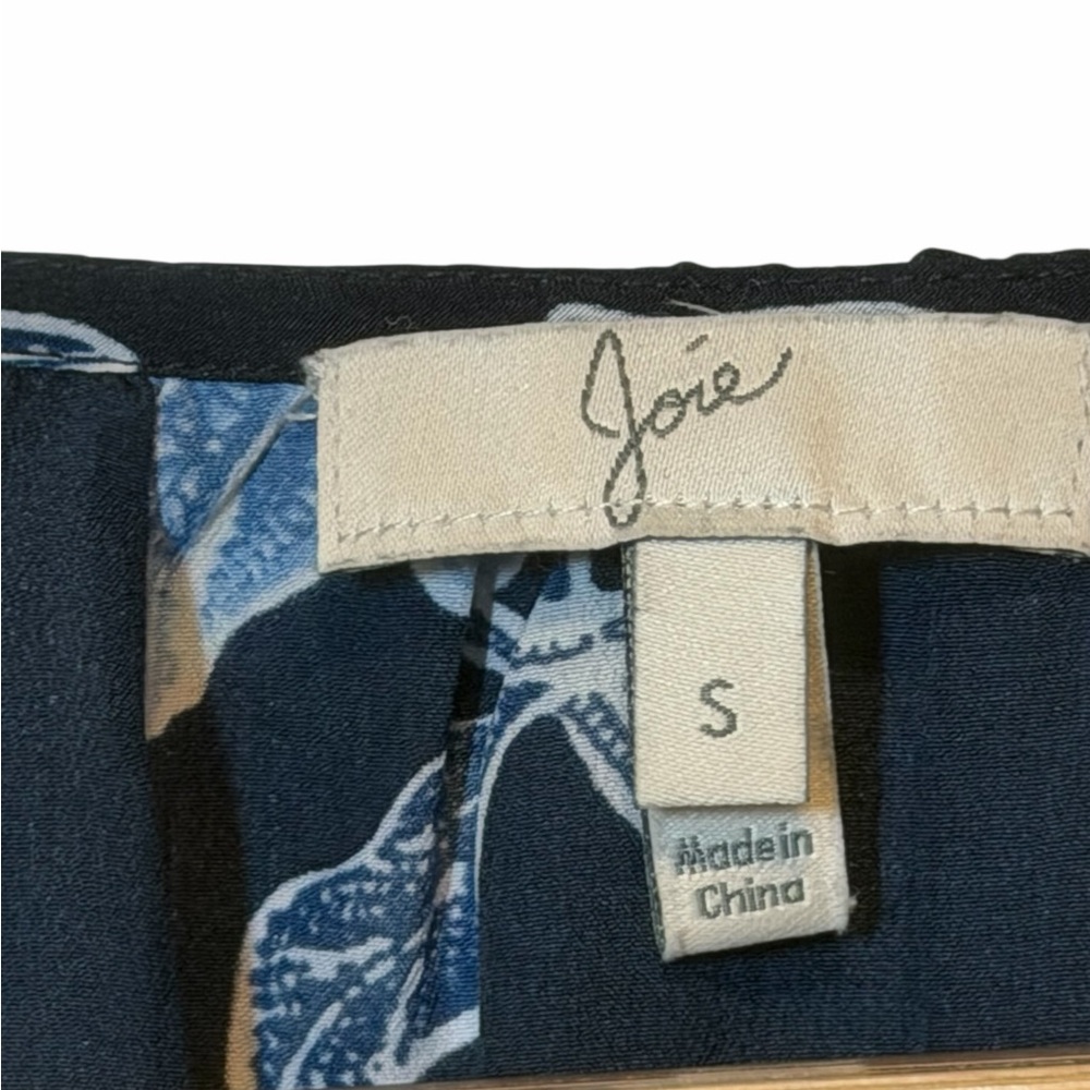 Joie Navy Blue and Light Blue Floral Print Long sleeves Blouse Size S - Picture 4 of 12